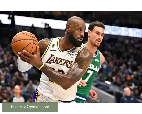 今日焦点战湖人逆转勇士詹姆斯末节爆发引热议东西部格局再起波澜