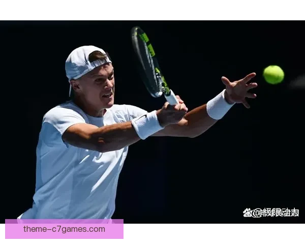 澳网激战升级新星崛起老将逆袭引爆赛场关注全球球迷热议冠军走势