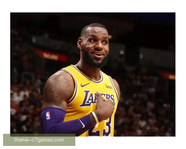 詹姆斯创下新纪录 湖人击败勇士成功晋级季后赛